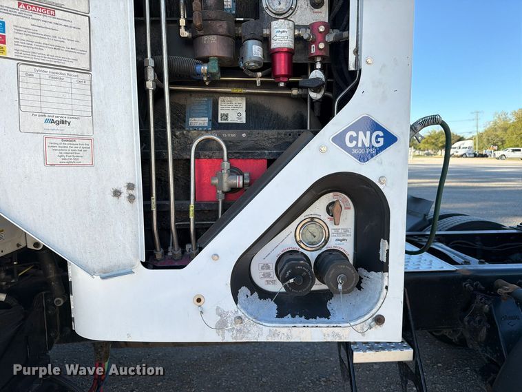 image for item FC3441 2021 Freightliner Cascadia semi truck