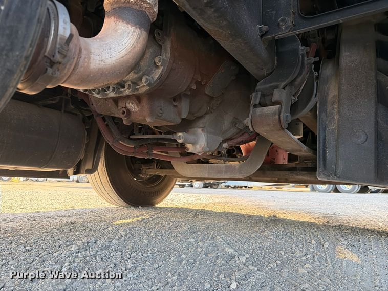 image for item FC3441 2021 Freightliner Cascadia semi truck