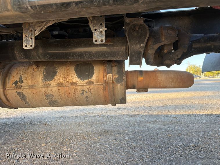 image for item FC3441 2021 Freightliner Cascadia semi truck