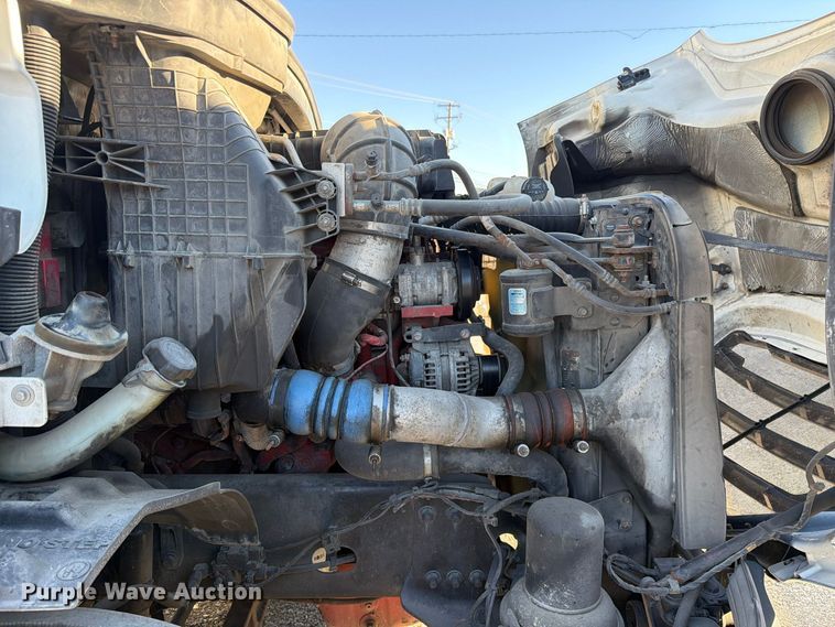 image for item FC3441 2021 Freightliner Cascadia semi truck