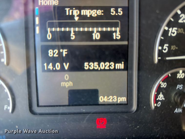 image for item FC3441 2021 Freightliner Cascadia semi truck