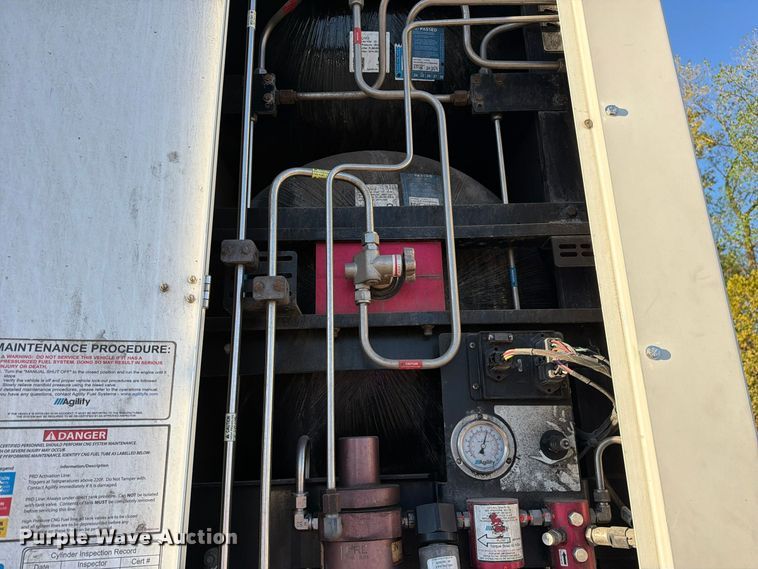 image for item FC3444 2021 Freightliner Cascadia semi truck
