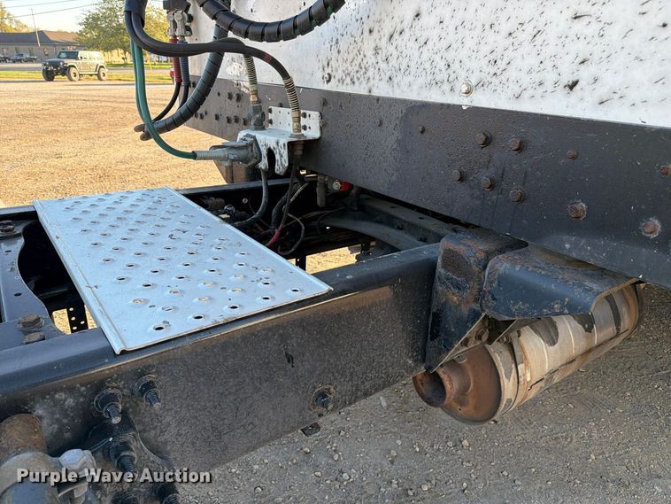 image for item FC3444 2021 Freightliner Cascadia semi truck