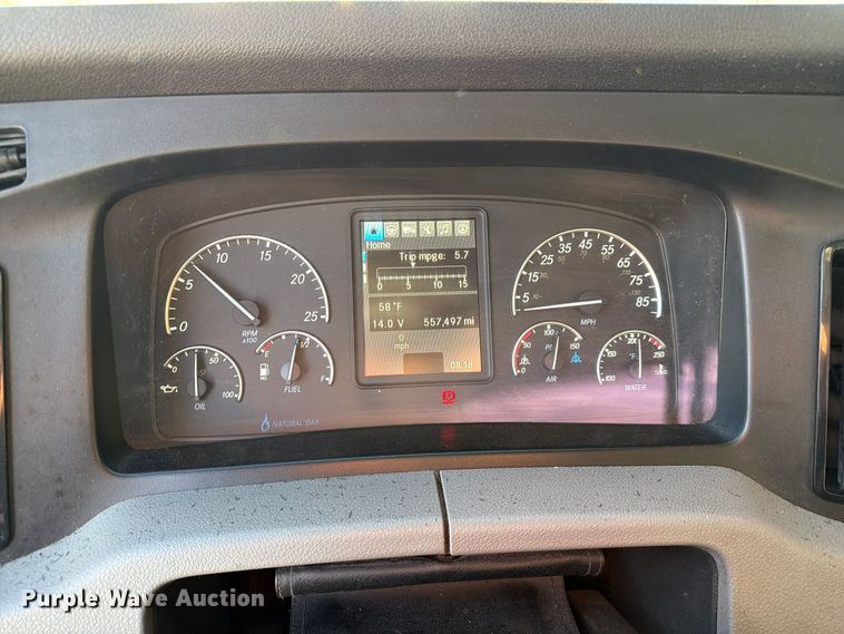 image for item FC3444 2021 Freightliner Cascadia semi truck