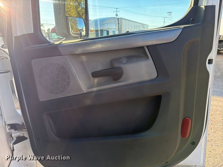 image for item FC3444 2021 Freightliner Cascadia semi truck