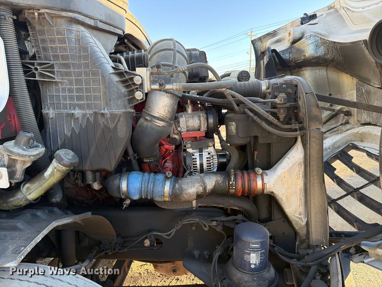 image for item FC3444 2021 Freightliner Cascadia semi truck