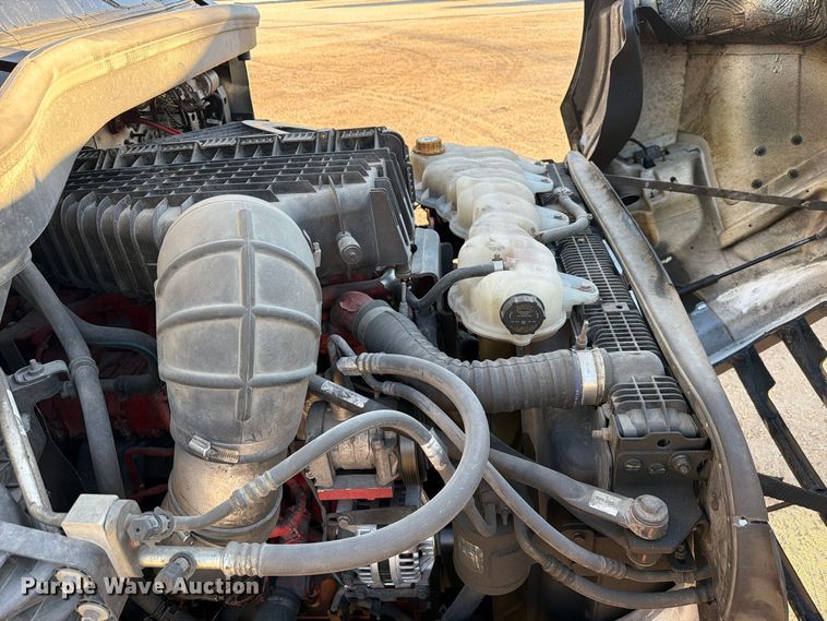 image for item FC3444 2021 Freightliner Cascadia semi truck