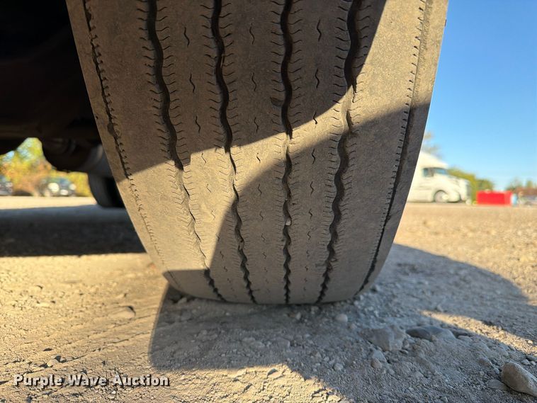 image for item FC3444 2021 Freightliner Cascadia semi truck