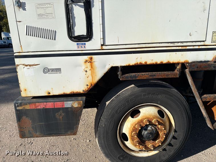 image for item FC3446 Ottawa Commando 30 yard truck