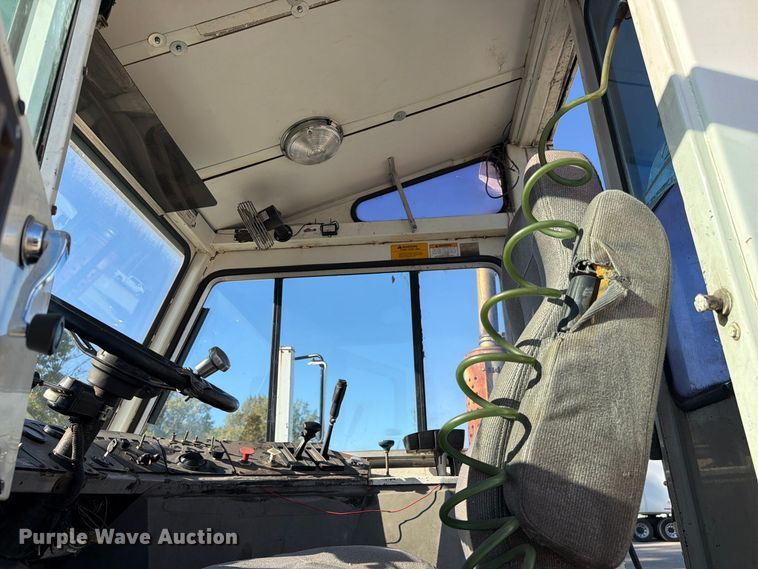 image for item FC3446 Ottawa Commando 30 yard truck