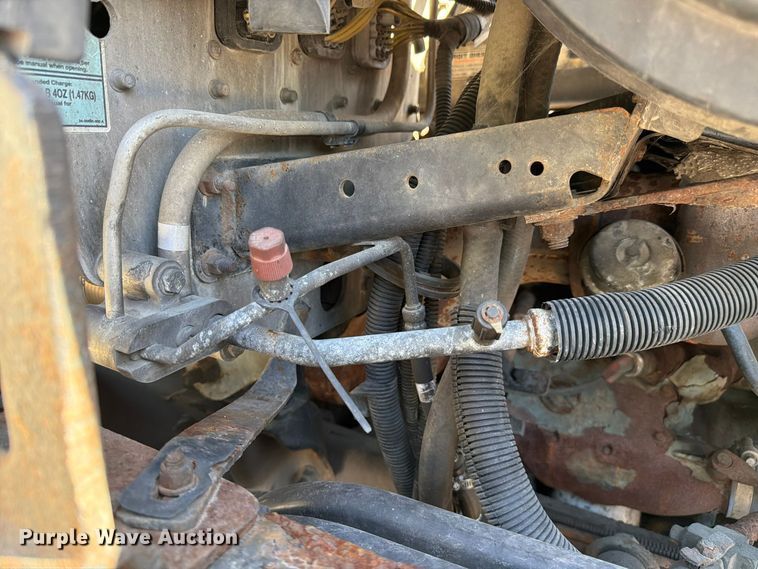 image for item FC3448 2015 Freightliner Columbia semi truck