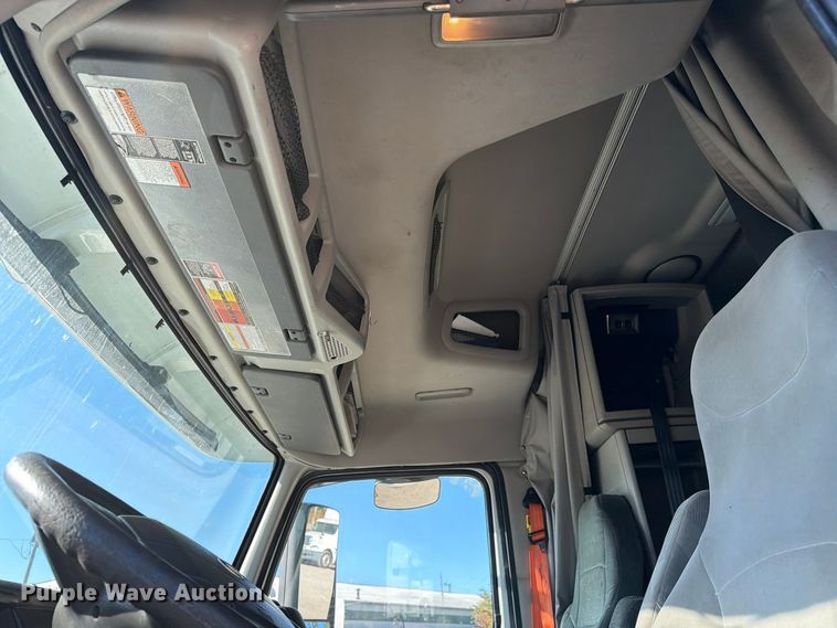 image for item FC3449 2012 Volvo VNL semi truck
