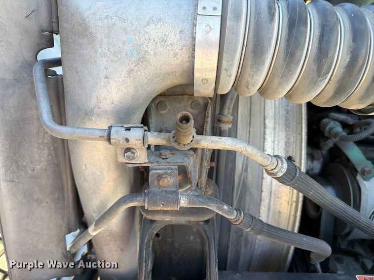 image for item FC3450 2012 Volvo VNL semi truck