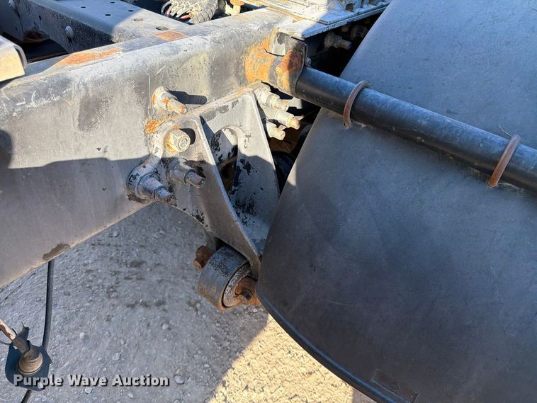 image for item FG0831 2007 International 9400i semi truck