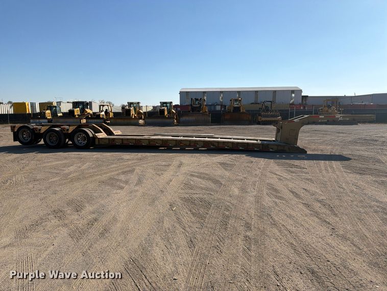 image for item FG3070 2017 X-L Specialized Trailers Inc lowboy equipment trailer