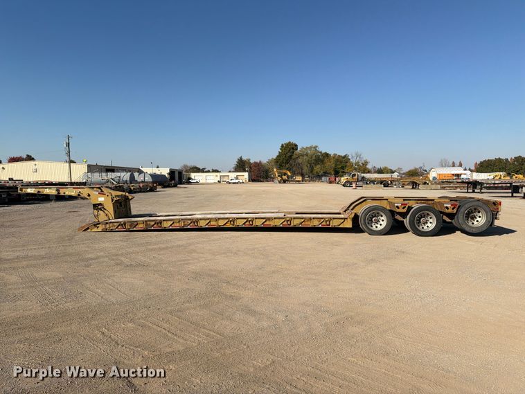 image for item FG3070 2017 X-L Specialized Trailers Inc lowboy equipment trailer