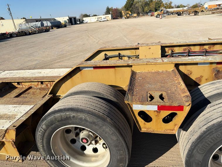image for item FG3070 2017 X-L Specialized Trailers Inc lowboy equipment trailer