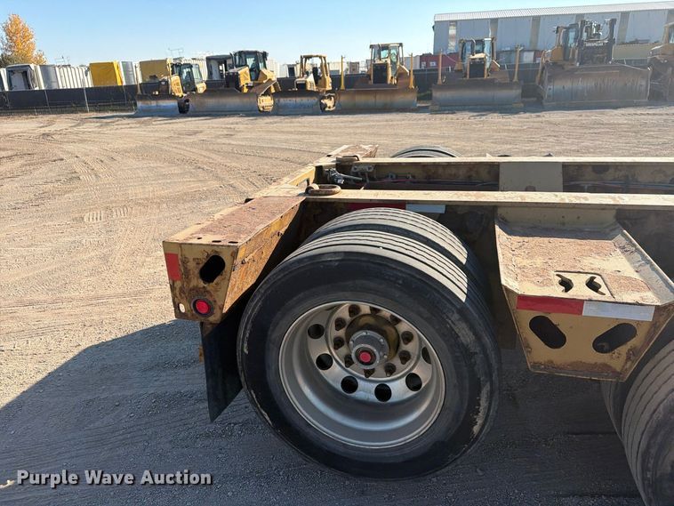 image for item FG3070 2017 X-L Specialized Trailers Inc lowboy equipment trailer