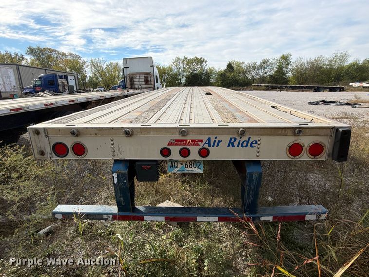 image for item FI0458 2010 Great Dane GPL-0024-00053 flatbed trailer