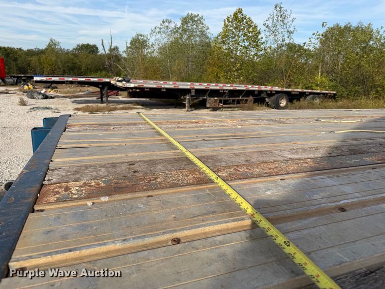 image for item FI0458 2010 Great Dane GPL-0024-00053 flatbed trailer