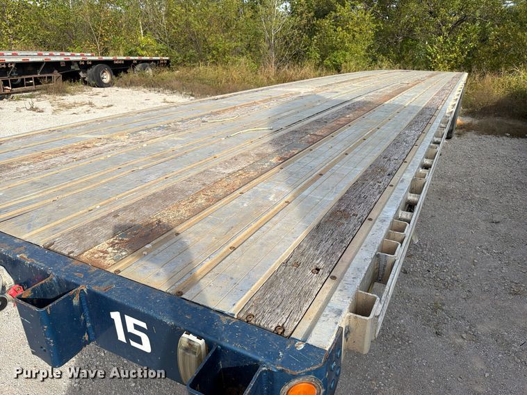 image for item FI0458 2010 Great Dane GPL-0024-00053 flatbed trailer
