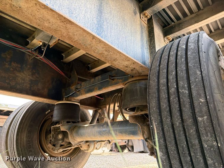 image for item FI0458 2010 Great Dane GPL-0024-00053 flatbed trailer