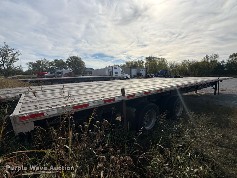 image for item FI0459 2015 Transcraft Eagle II flatbed trailer