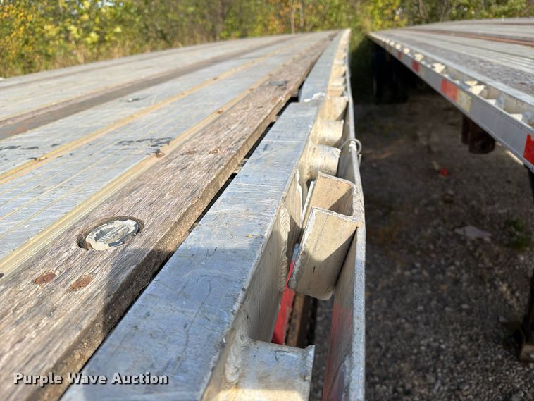 image for item FI0459 2015 Transcraft Eagle II flatbed trailer