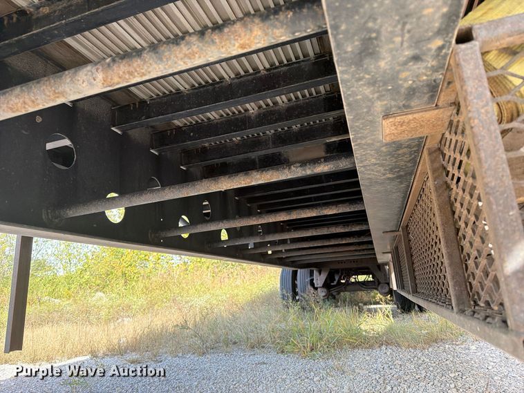 image for item FI0459 2015 Transcraft Eagle II flatbed trailer