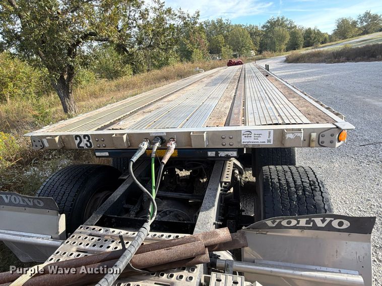 image for item FI0460 2010 Utility Trailer FS2CHA flatbed trailer