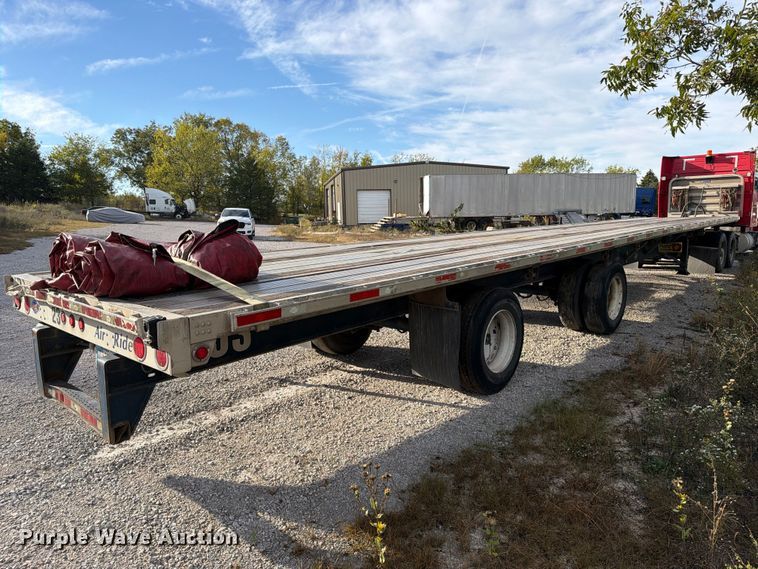 image for item FI0460 2010 Utility Trailer FS2CHA flatbed trailer