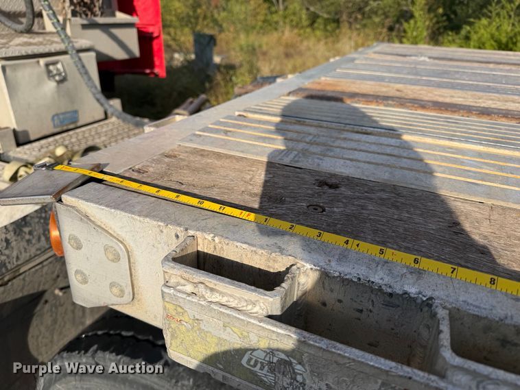 image for item FI0460 2010 Utility Trailer FS2CHA flatbed trailer