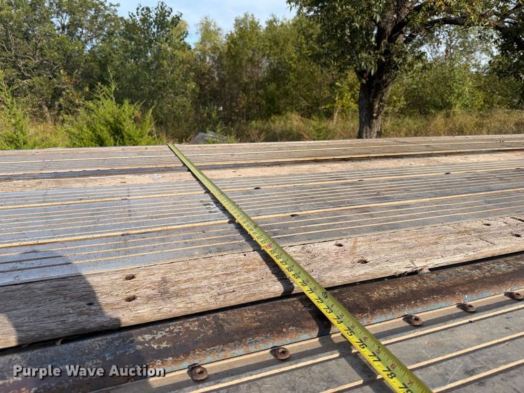 image for item FI0460 2010 Utility Trailer FS2CHA flatbed trailer