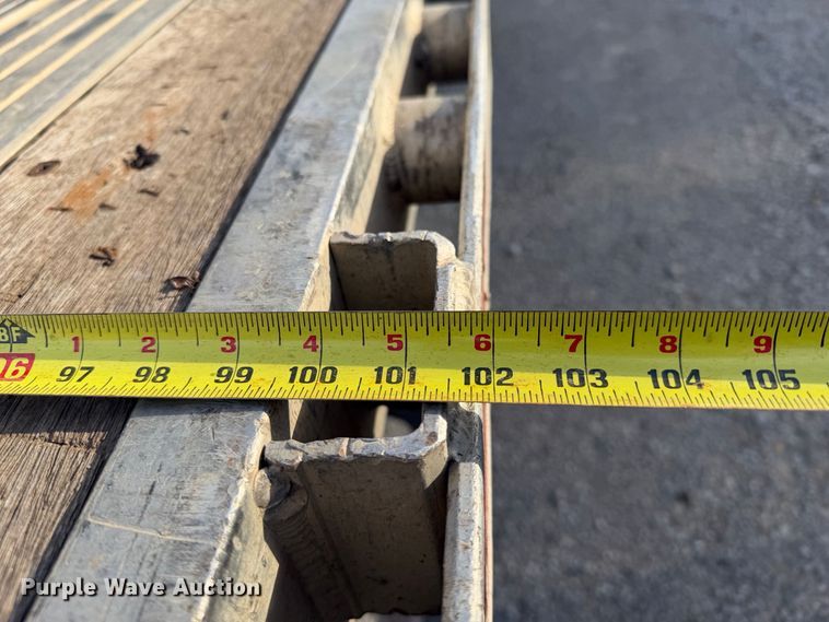 image for item FI0460 2010 Utility Trailer FS2CHA flatbed trailer