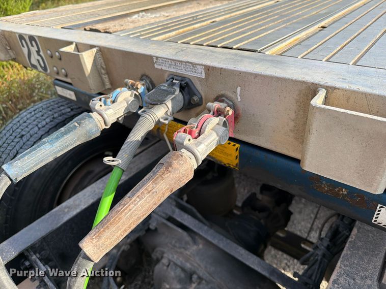 image for item FI0460 2010 Utility Trailer FS2CHA flatbed trailer