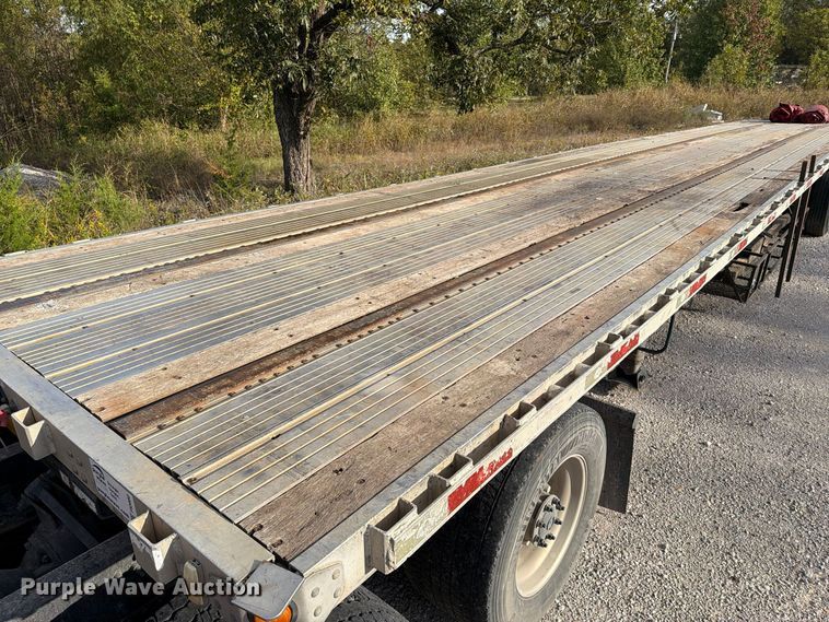 image for item FI0460 2010 Utility Trailer FS2CHA flatbed trailer