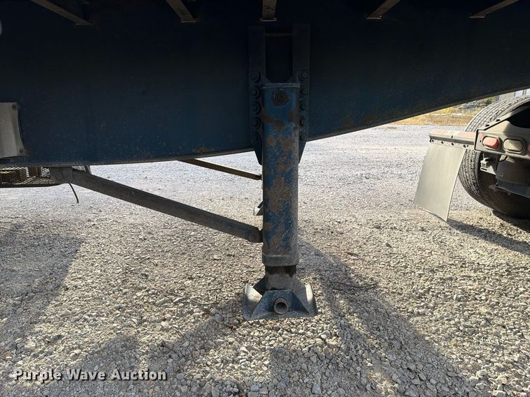 image for item FI0460 2010 Utility Trailer FS2CHA flatbed trailer