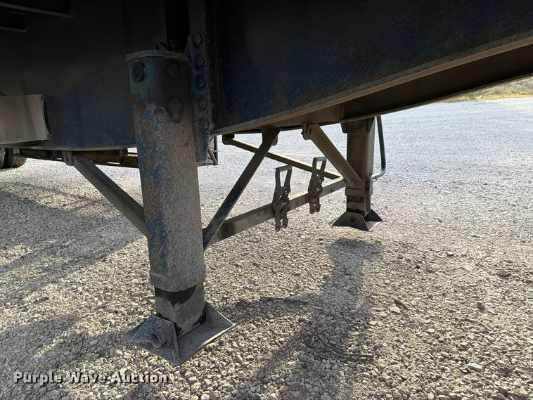 image for item FI0460 2010 Utility Trailer FS2CHA flatbed trailer