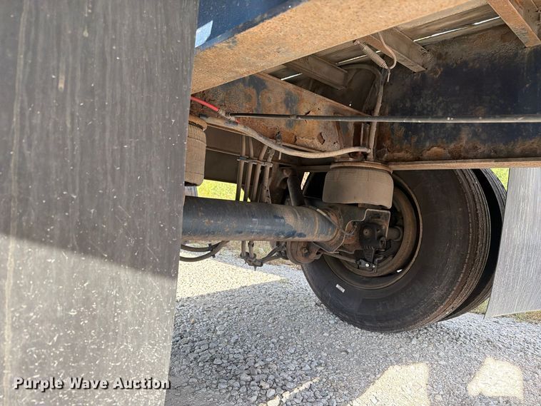 image for item FI0460 2010 Utility Trailer FS2CHA flatbed trailer
