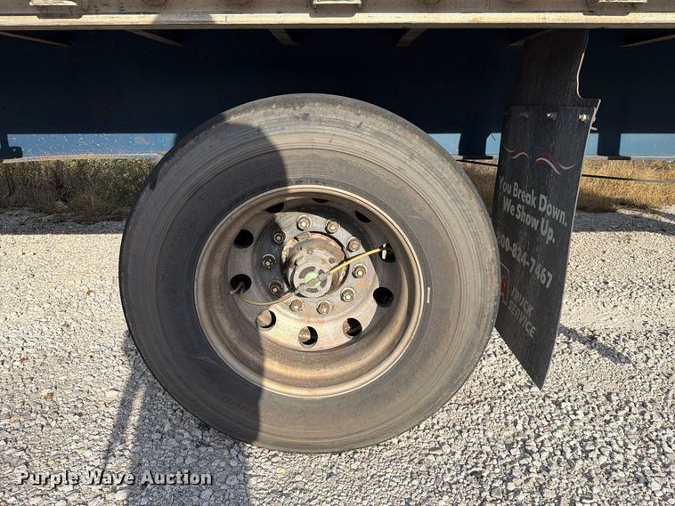 image for item FI0460 2010 Utility Trailer FS2CHA flatbed trailer