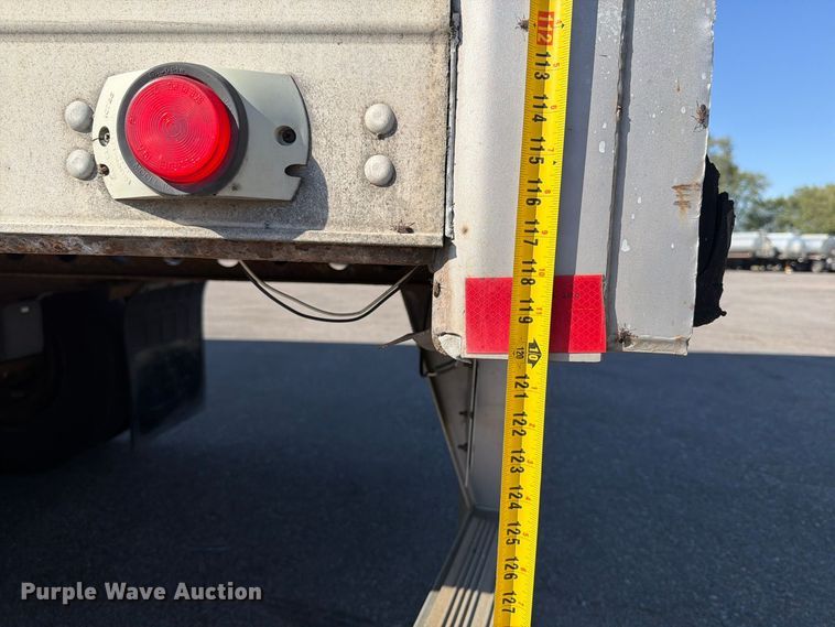 image for item FJ0556 1998 Trailmobile dry van trailer