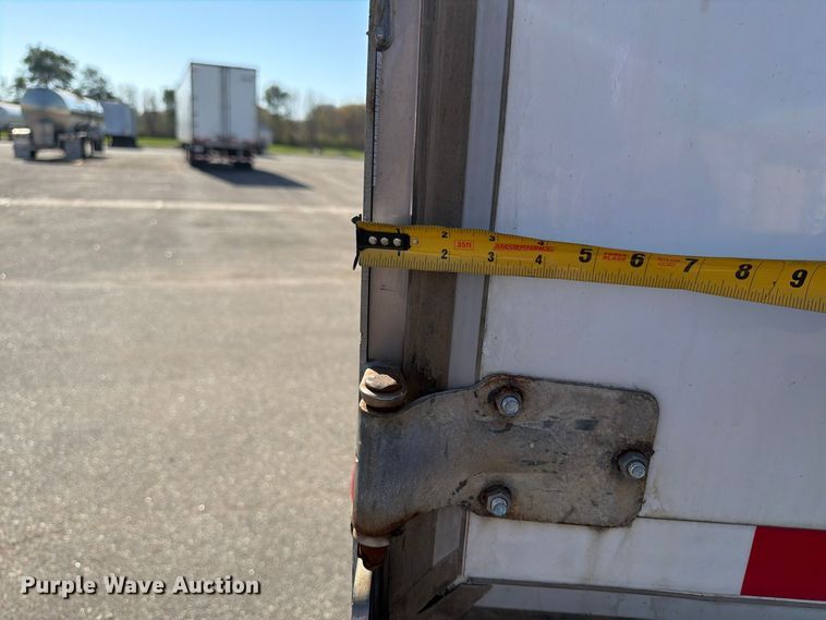 image for item FJ0556 1998 Trailmobile dry van trailer