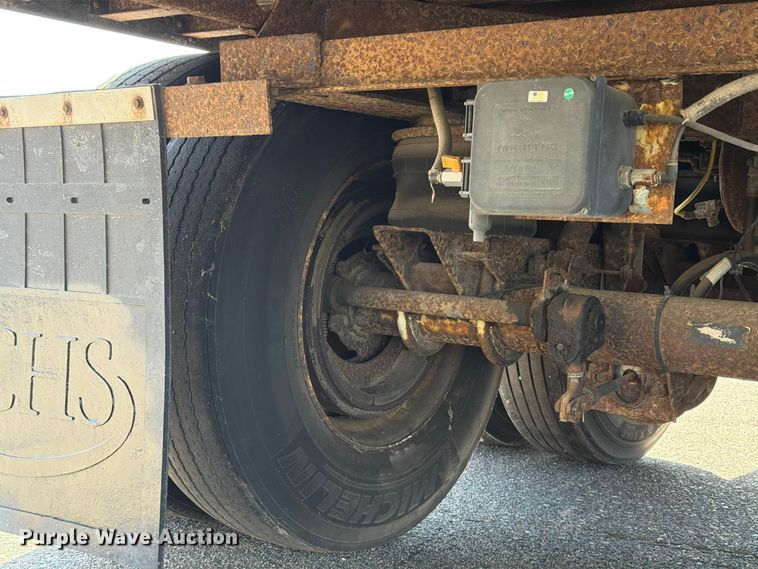 image for item FJ0556 1998 Trailmobile dry van trailer