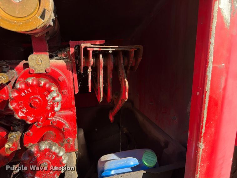image for item FK2220 1991 International 8100 fuel truck
