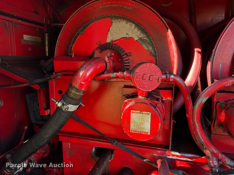 image for item FK2220 1991 International 8100 fuel truck