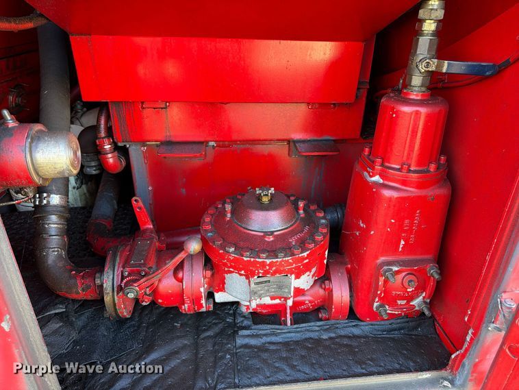 image for item FK2220 1991 International 8100 fuel truck