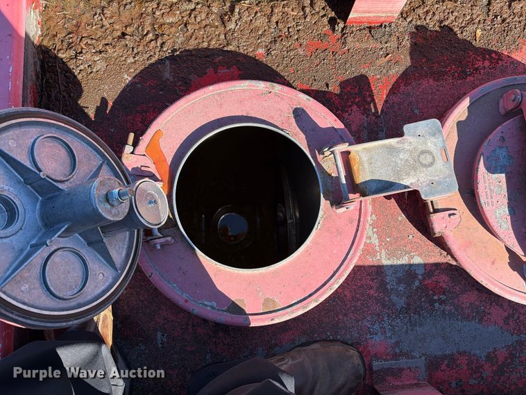 image for item FK2220 1991 International 8100 fuel truck