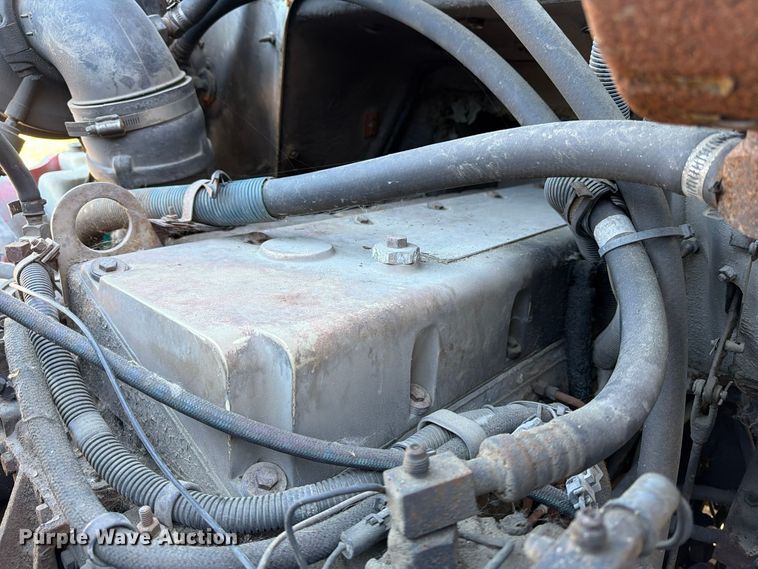 image for item FK2220 1991 International 8100 fuel truck