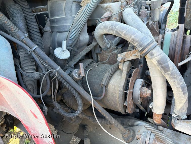 image for item FK2220 1991 International 8100 fuel truck
