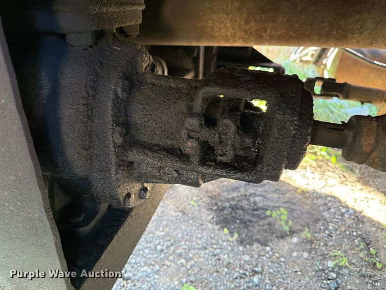 image for item FK2220 1991 International 8100 fuel truck